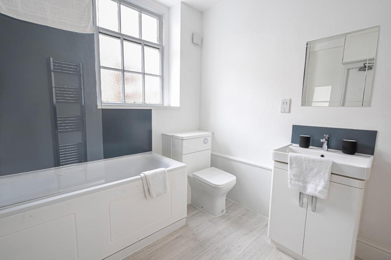 Beautiful 3 Bedroom Apartment Near Marble Arch And Oxford Street London Exteriör bild